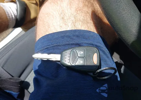 2008 Jeep Compass Sport из США, поврежденный, VIN 1J8FT47W48D608913